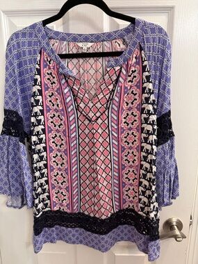 crown & ivy Pink and Purple Boho V-Neck Tunic with Black Lace